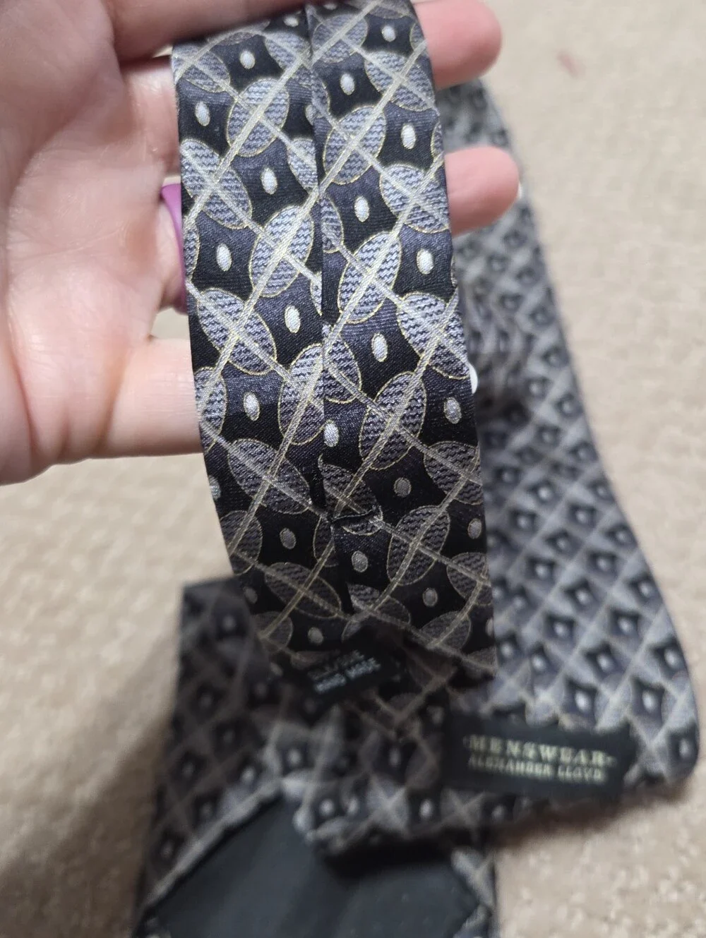 Alexander Lloyd Mens Tie Silk 63in Long Dezigner Luxury Navy Gold Office
